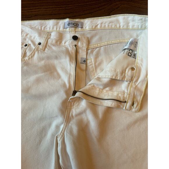 ETICA Skylar Cutoff Short - Vintage White size 31 (US L) - Picture 9 of 9